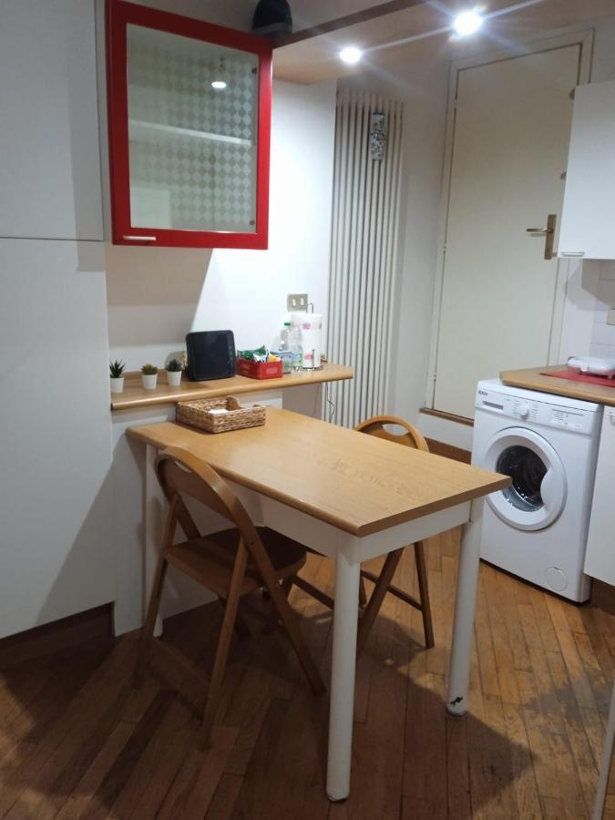 Appartement Historic Center - With 2 Single Beds à Bologne Extérieur photo